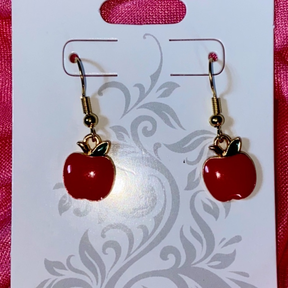 Hand Crafter Apple Earrings